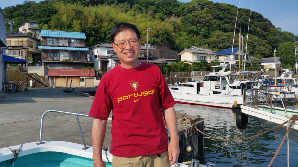 沼津から伊豆大島へ遠征 高級アカイカ釣り 釣具のイシグロ 釣り情報サイト