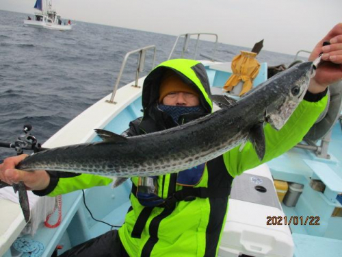 いつもの常連様はデカ過ぎるサワラを釣り上げましたぁ〜(・∀・)v