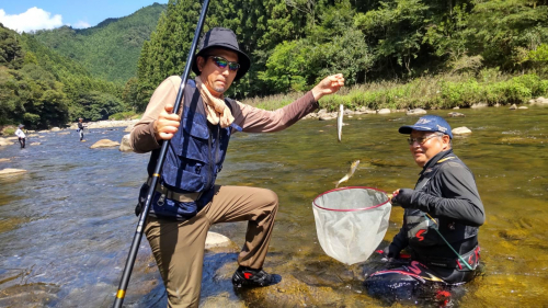 本日最大の24㎝の鮎が掛かってくれました♪塩焼き最高のサイズです！