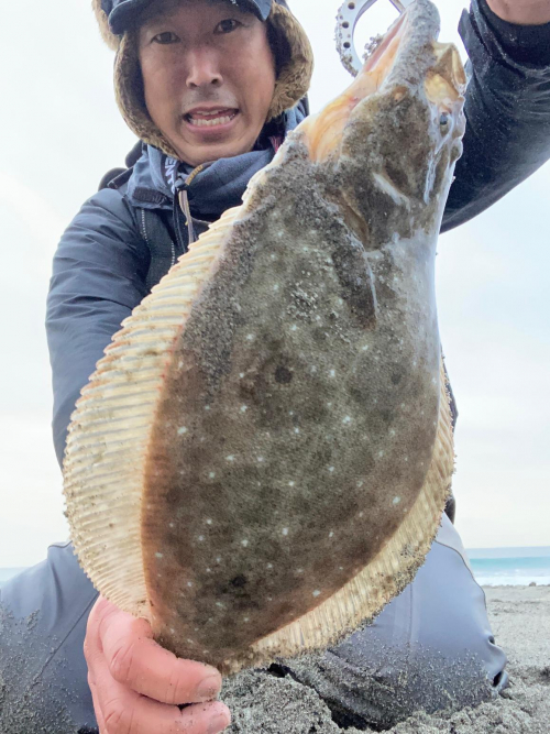 まだまだヒラメ釣れそうです♪私は無事釣り納めできました♪