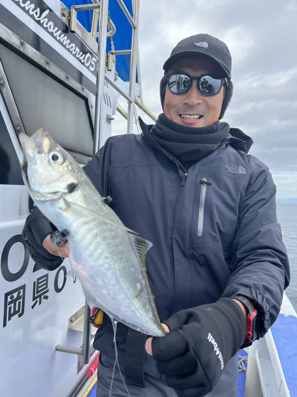 御殿場店 良型アジ釣果情報!! 最大で45cmのアジが釣れました！｜釣具の