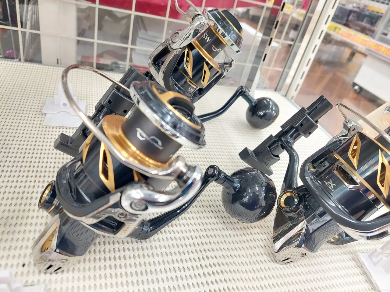 本日限定値下げ。 SHIMANO 19 ステラSW14000XG-