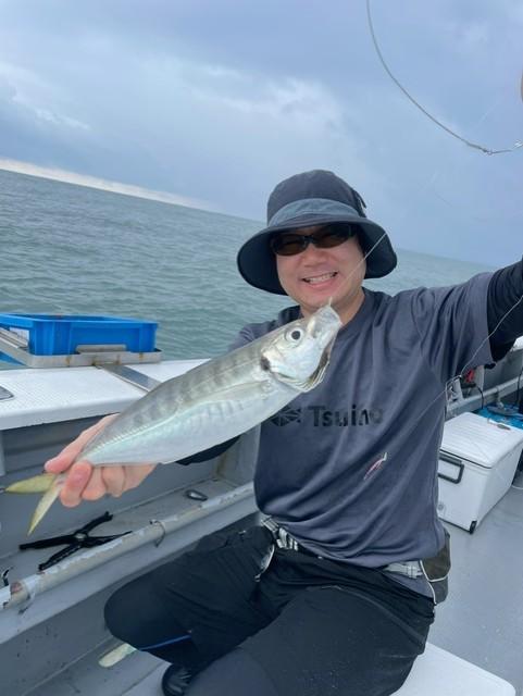 大アジ釣れて楽しけり。
釣華丸シーカーズ様に乗船♪