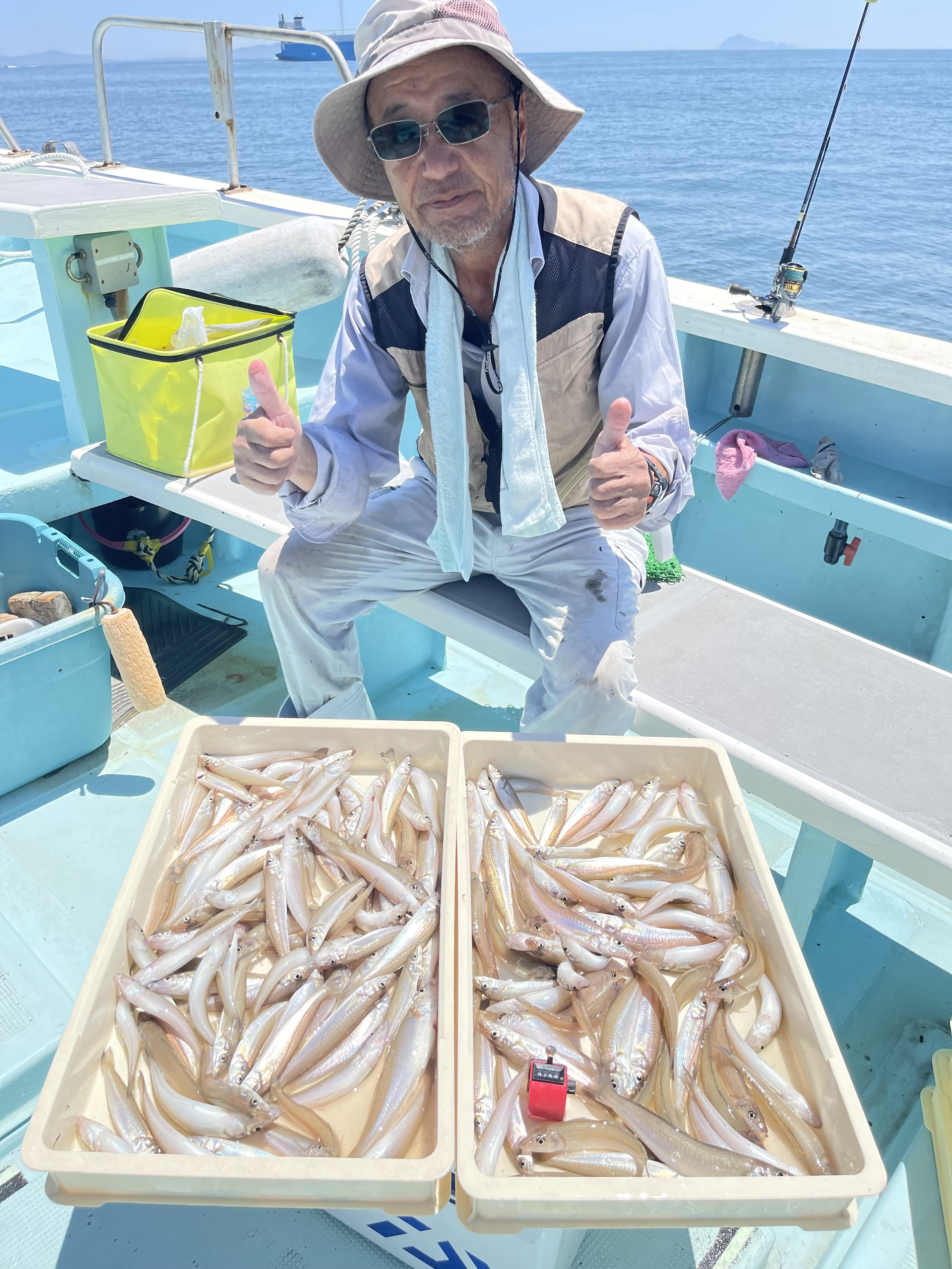 こちらの常連様もデカポチャギス混じりに1束半ジャスト狩りッ(°▽°)