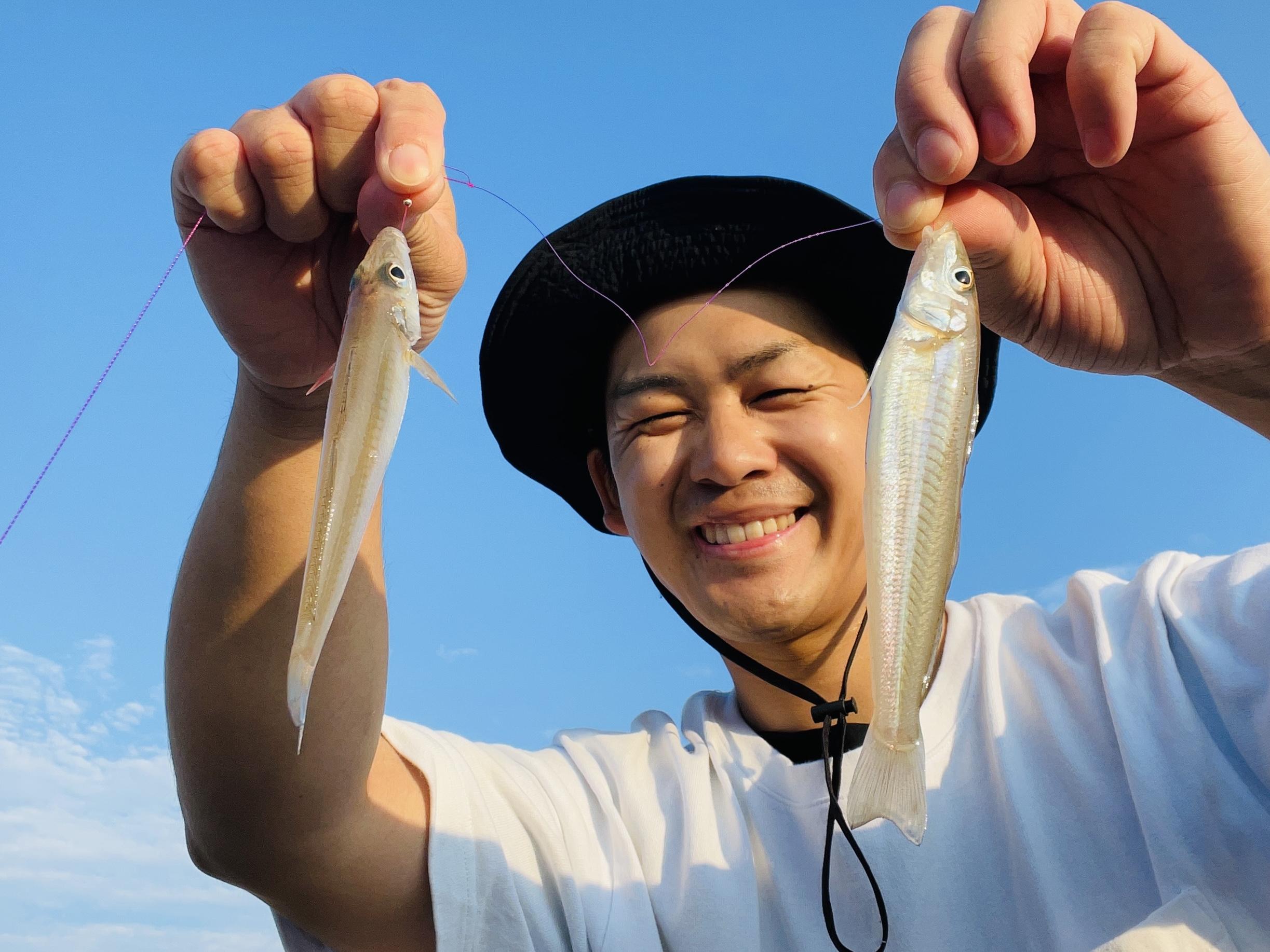 シロギス、
まだまだ釣れそうですね！
渋い時には
仕掛けの全長が長いもの
に変えると効果的ですよ！