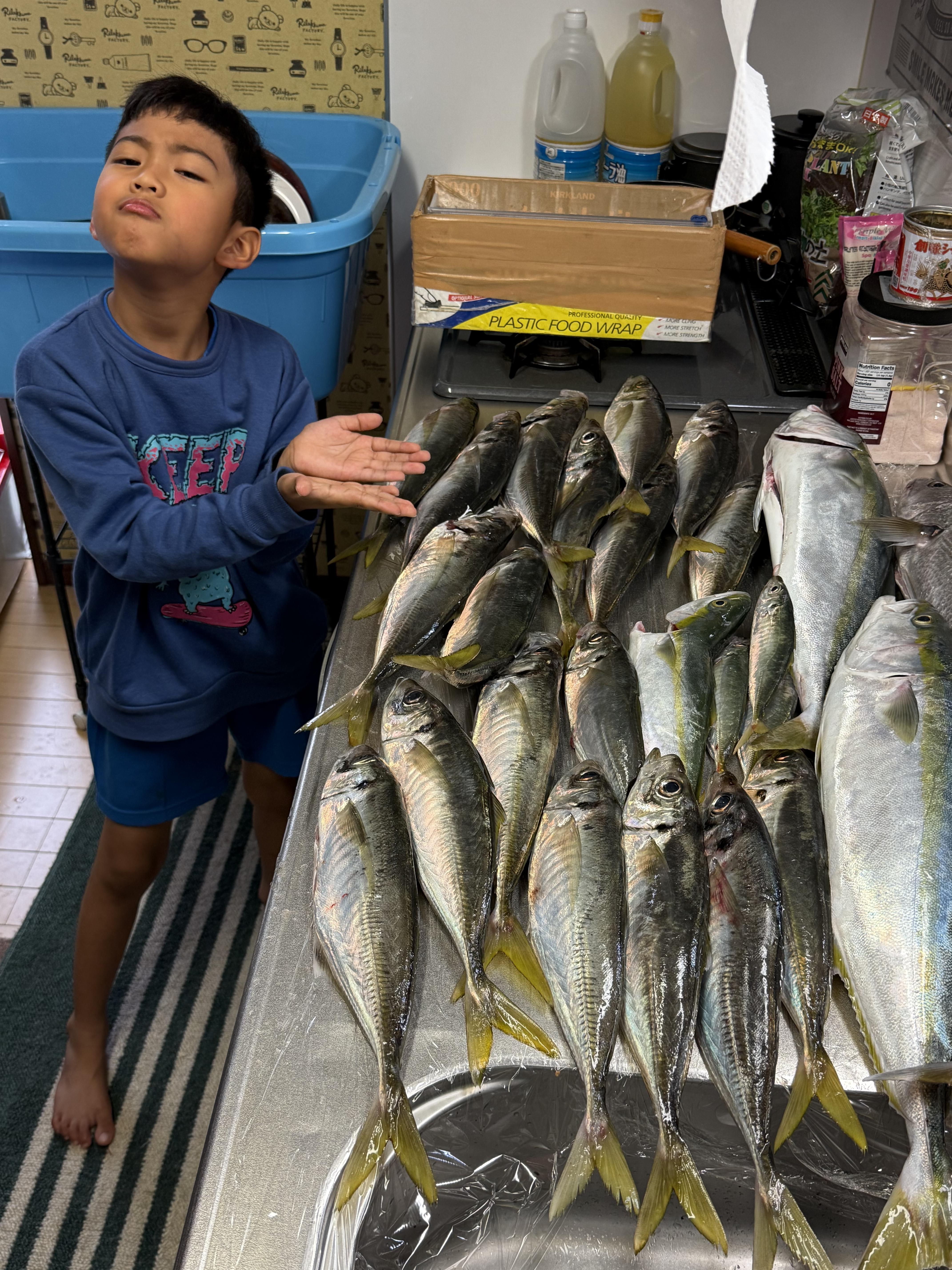 他にも縦釣りでワラサ、ニベ、カンパチが釣れました