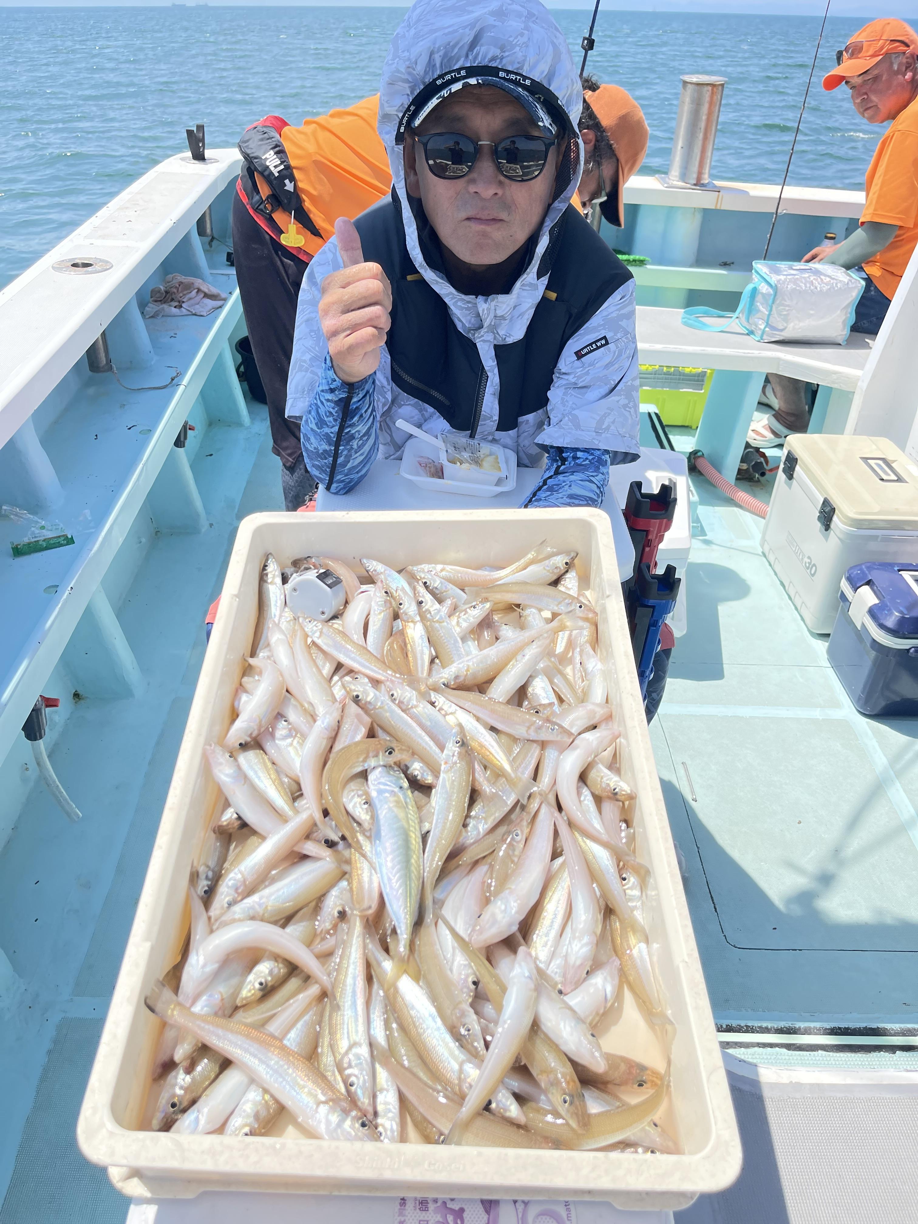 こちらの常連様も朝イチからコンスタントに120本Over狩りッψ(｀∇´)ψ