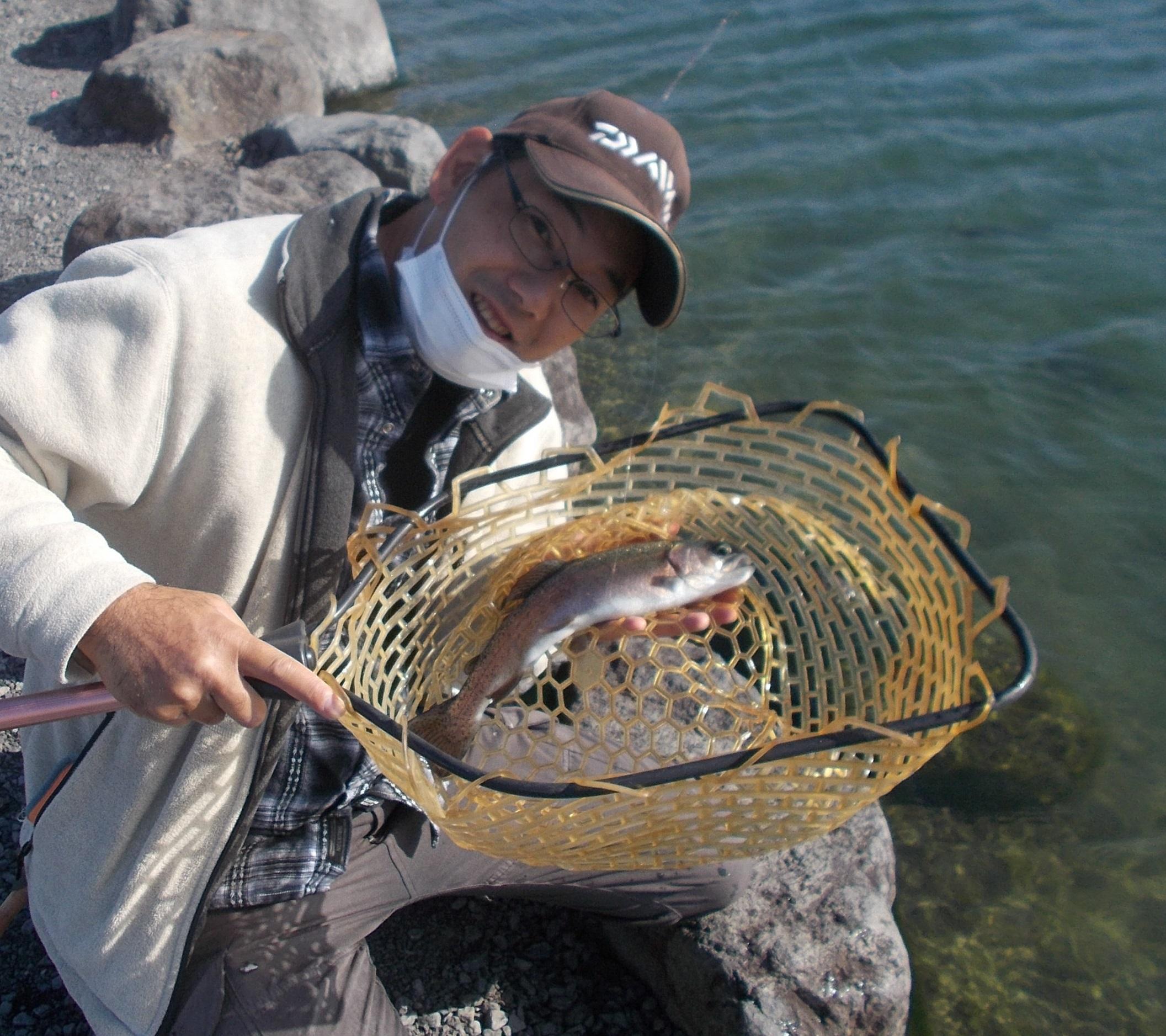 週明けと言う事で魚が少しスレていましたがパターンが合うと入れ掛かりになりました。