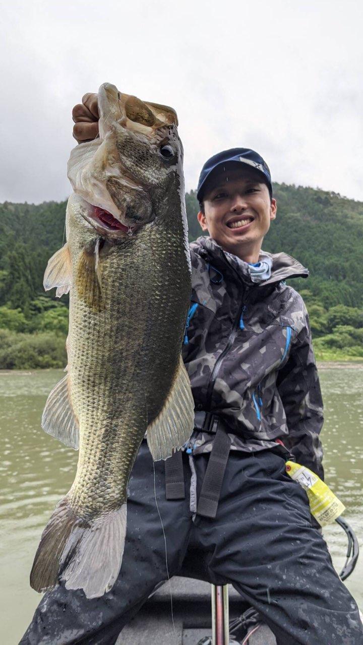 イシグロ各店精鋭部隊がいく In奥矢作湖ジョンスタイル 釣具のイシグロ 釣り情報サイト