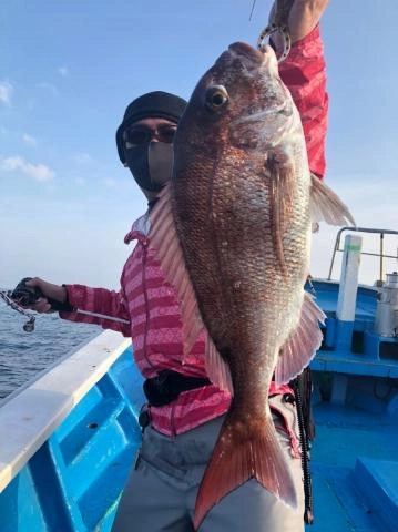 サバを攻略して良型マダイGET!!